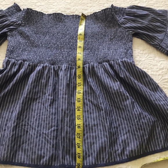 American Eagle | blue and white Off the Shoulder Peasant blouse - Bell sle - Med - Picture 7 of 9